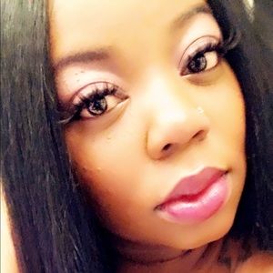 Meet your Posher, Sonia